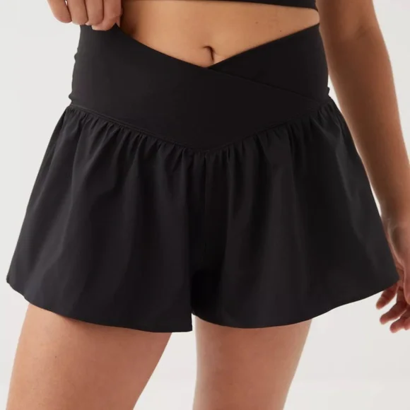 OFFLINE by Arie Real Me Crossover Flowy Shorts - Picture 1 of 5